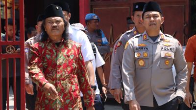Sampaikan Pesan Pemilu Damai 2024 Kapolres Tulungagung Rangkul Toga Tomas