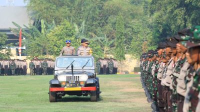 Wakapolda Jatim Didampingi Dirdik Kodik Latal Buka Diklat Integrasi Kebangsaan TNI-Polri 2023