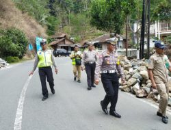 Antisipasi Bahaya Longsor, Polres Pacitan Cek Jalur Pacitan – Ponorogo