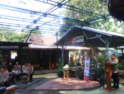 Cooling System Polres Ngawi Dialog Bersama Warga di Jumat Curhat