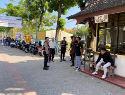 Puluhan Polisi Patroli Cegah Konvoi Kelulusan Sekolah di Jombang