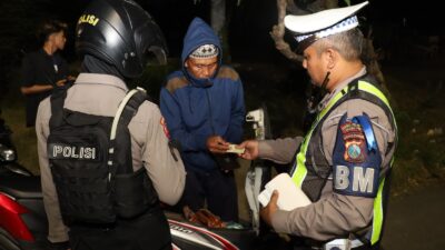 Cegah Kejahatan Malam, Polres Tanjung Perak Gelar Patroli Skala Besar