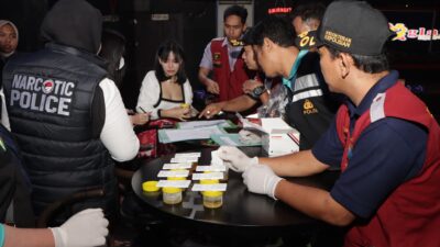 Cegah Peredaran Narkoba, Petugas Gabungan Polres Tuban Razia Tempat Hiburan Malam