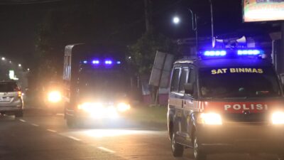 Sinergitas Polres Madiun Bersama TNI Patroli Skala Besar, Pastikan Kamtibmas Jelang Coblosan Pilkada Kondusif