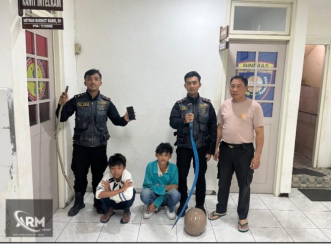 Foto : Tim JOGOBOYO Gagalkan Rencana Tawuran Genk Remaja “Sabarasby205” di Jolotundo Surabaya
