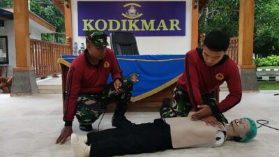 Foto : Satkes Kodiklatal Dukung Kodikmar dalam Pelatihan BHD untuk Lattek Satgas Dikko 175 Marinir