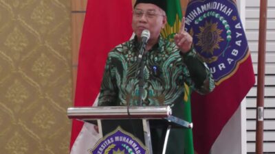 Foto : KBIHU Muhammadiyah Gelar Pengajian Dan Pemeriksaan Kesehatan Gratis di Surabaya