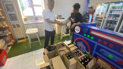 Polresta Banyuwangi Amankan Ribuan Botol Miras Ilegal Hasil Cipta Kondisi Pasca Nataru
