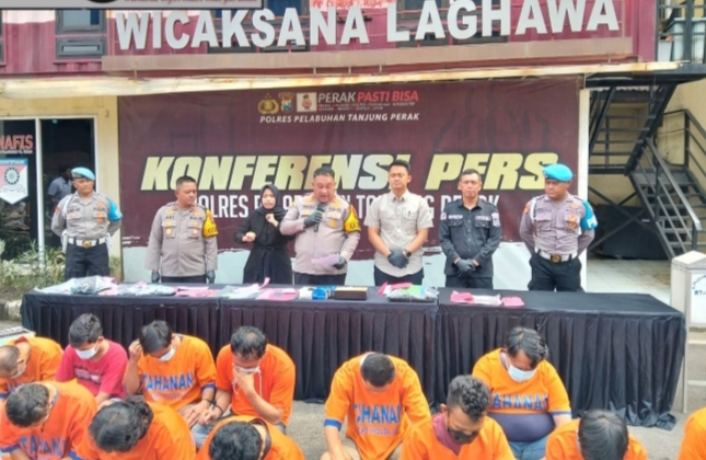 Foto : Tak Kenal Lelah , Polres Tanjung Perak Gencar Berantas Kejahatan 3C di Surabaya