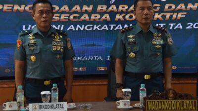 Foto ; Kodiklatal Ikuti Penandatanganan Kontrak Pengadaan Barang dan Jasa Secara Kolektif UO TNI AL TA. 2025