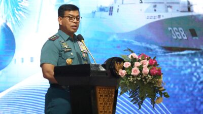 Foto ; Wadan Kodiklatal Hadiri Perayaan Natal Gabungan TNI AL Wilayah Surabaya