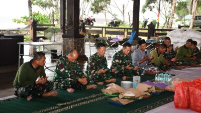 Foto : Dankodiklatal Doakan Lattek Berganda Tahap Tiga Siswa Dikmata 44/2 Berjalan Lancar, Aman dan Sukses