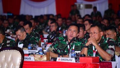 Foto : Selaraskan Pola Pikir dan Pola Tindak, Dankodiklatal Ikuti Rapim TNI 2025