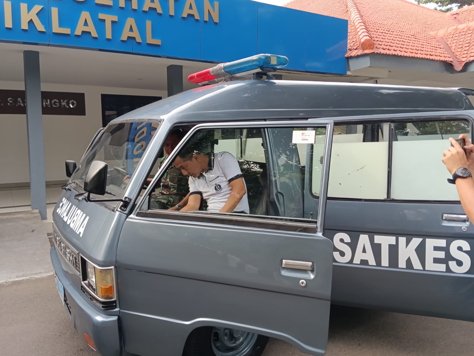 Foto : Satdik - 1 Kodiklatal Tanjung Uban Terima Kendaraan Dinas Untuk Dukung Kegiatan Siswa