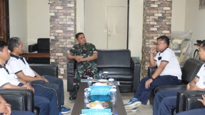 Foto : Dankodikopsla Kodiklatal Kunjungi Pusdikhidros Kodikopsla Kodiklatal