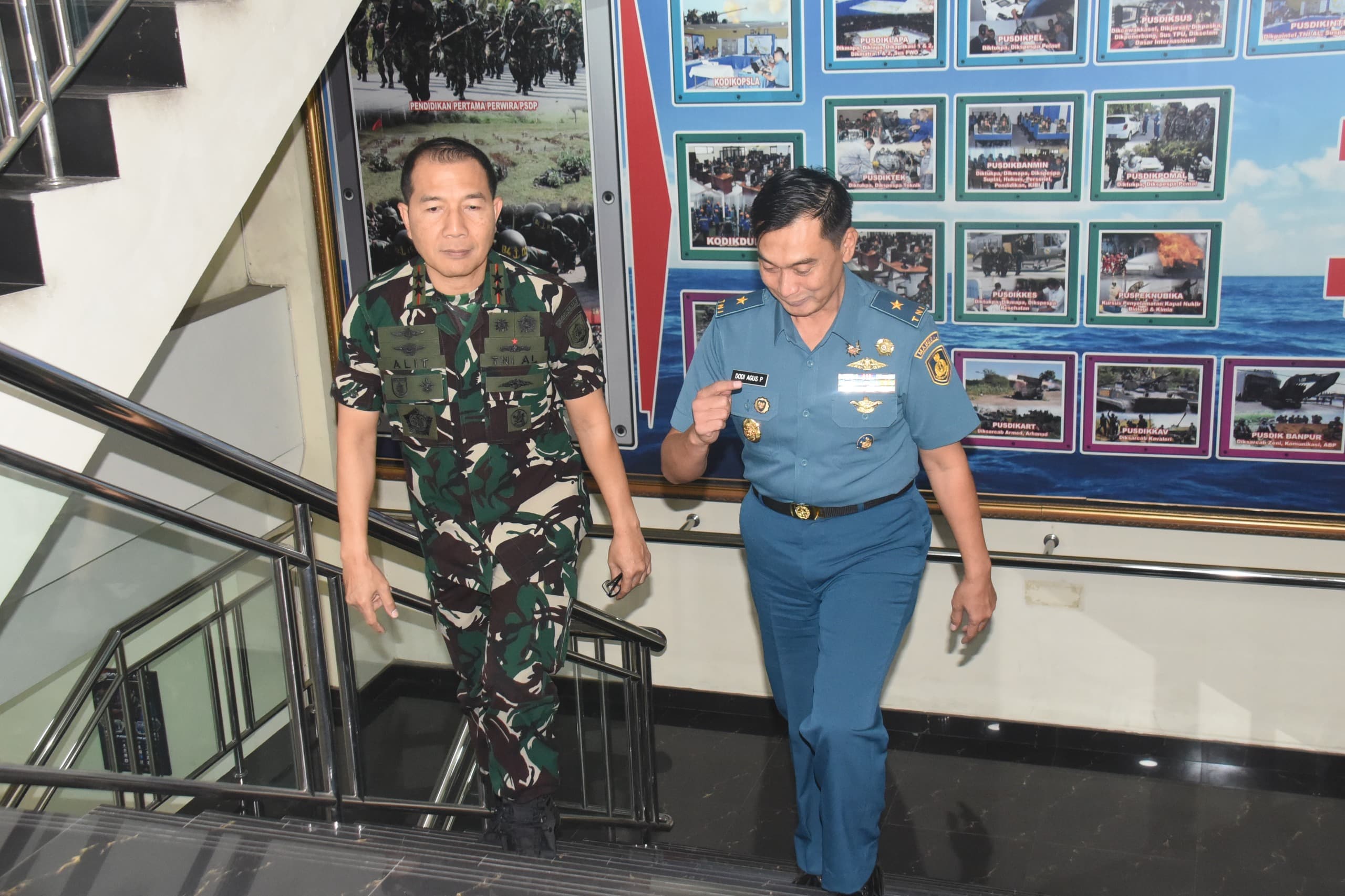 Foto : Jelang Pantukhir Diklapa TNI AL dan Diklapa Plus, Wadan Kodiklatal Sambut Courtesy Call Kadisdikal