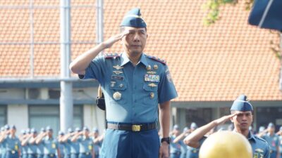 Foto ; Wadan Kodiklatal Sampaikan Perhatian Kasal di Upacara Bendera 17-an