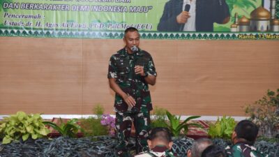 Foto ; Berbagi Berkah, Pusdikkes Kodiklatal Berikan Santunan Anak Yatim Piatu